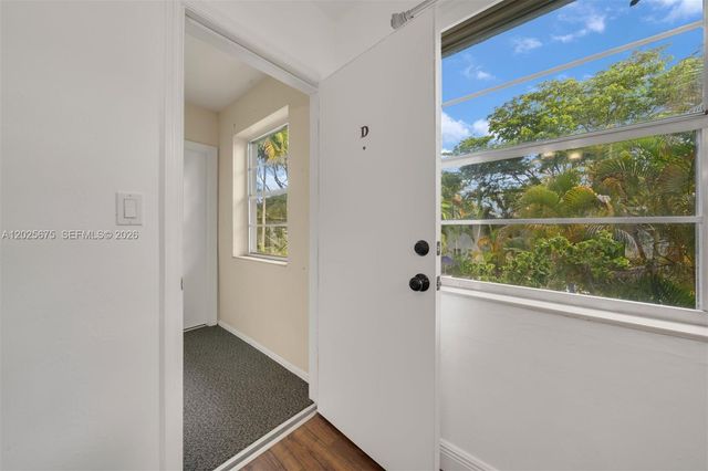 5605 SW 80th Street 10D, Miami, FL 33143