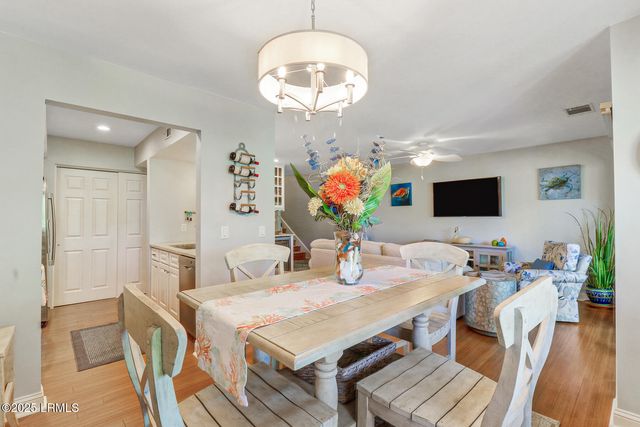 59 Carnoustie Rd Apt 287, Hilton Head Island, SC 29928