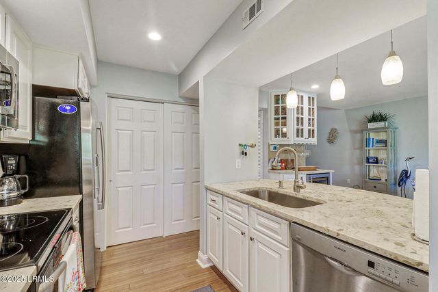 59 Carnoustie Rd Apt 287, Hilton Head Island, SC 29928