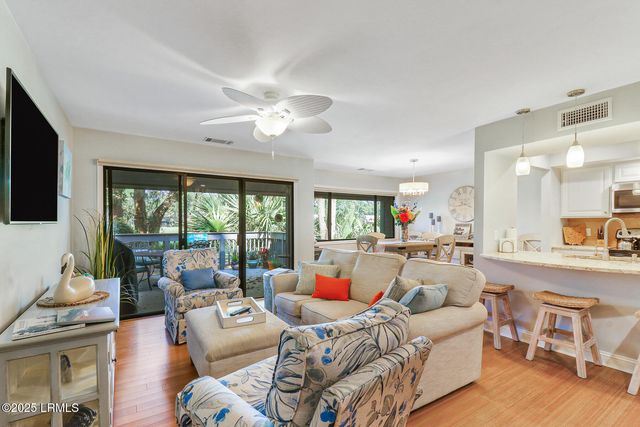 59 Carnoustie Rd Apt 287, Hilton Head Island, SC 29928