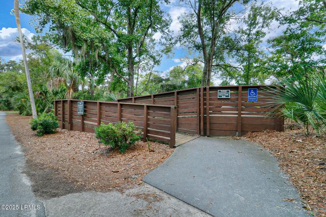 59 Carnoustie Rd Apt 287, Hilton Head Island, SC 29928