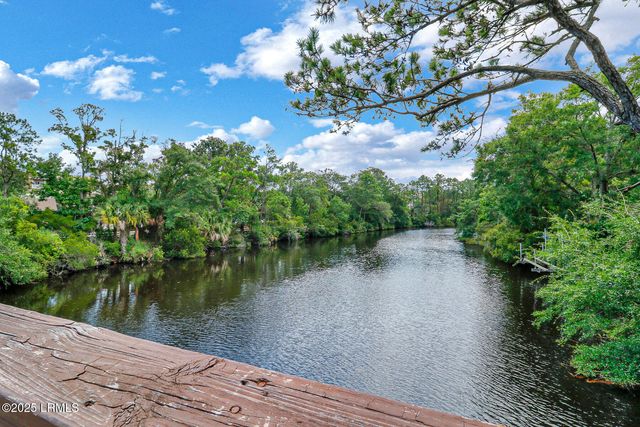 59 Carnoustie Rd Apt 287, Hilton Head Island, SC 29928