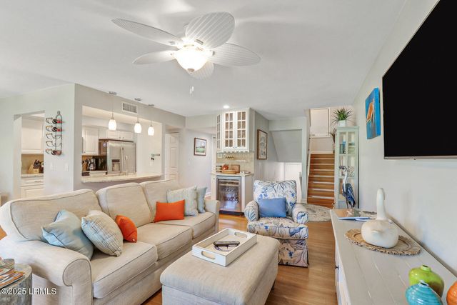 59 Carnoustie Rd Apt 287, Hilton Head Island, SC 29928