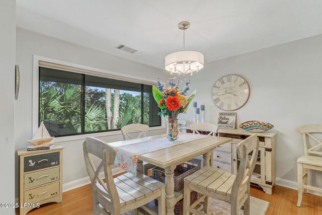 59 Carnoustie Rd Apt 287, Hilton Head Island, SC 29928