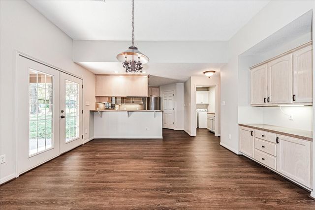 410 Cherry Hills Drive, Huntsville, TX 77340