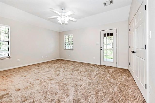 410 Cherry Hills Drive, Huntsville, TX 77340