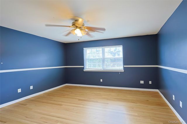 1010 Pine View, New Windsor, NY 12553