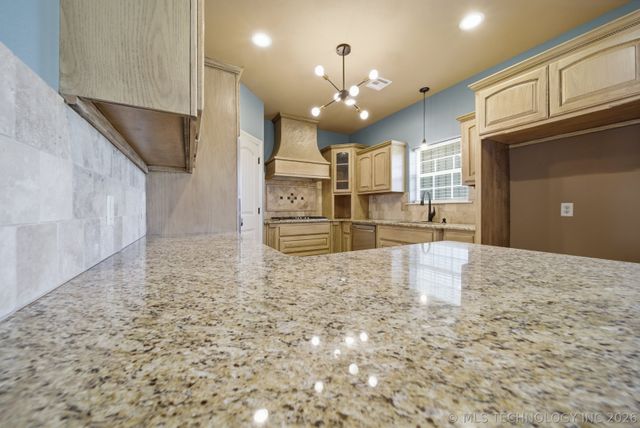 105 Legacy Court, Fort Gibson, OK 74434