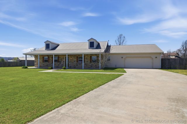 105 Legacy Court, Fort Gibson, OK 74434