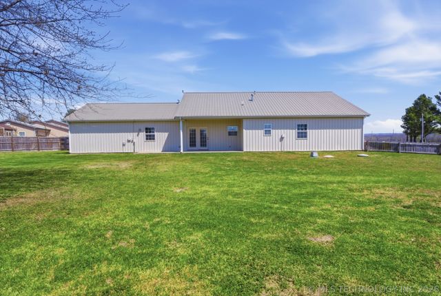 105 Legacy Court, Fort Gibson, OK 74434