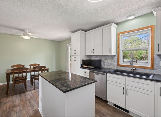 2505 Brenner Street, Roseville, MN 55113