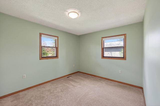2505 Brenner Street, Roseville, MN 55113