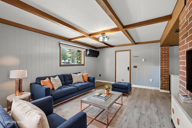 2505 Brenner Street, Roseville, MN 55113