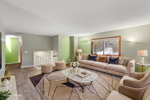 2505 Brenner Street, Roseville, MN 55113