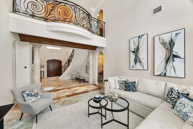3511 St Tropez Way, Houston, TX 77082
