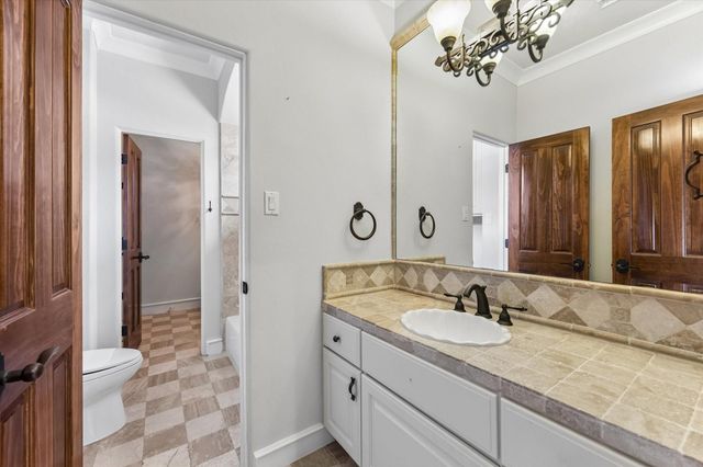 3511 St Tropez Way, Houston, TX 77082