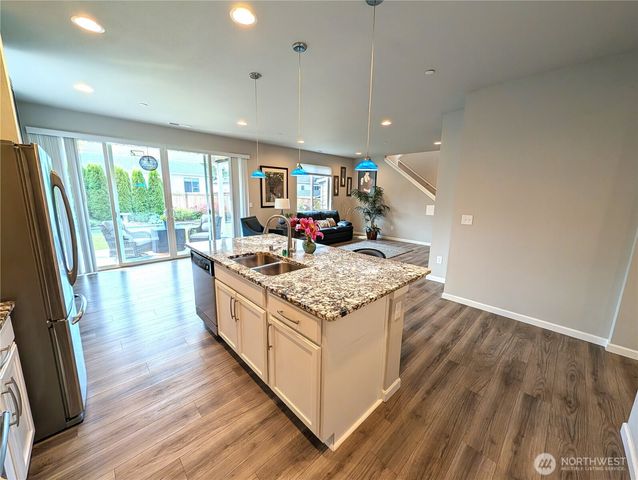 8406 57th Place NE, Marysville, WA 98270