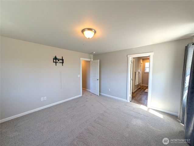 8406 57th Place NE, Marysville, WA 98270