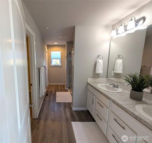 8406 57th Place NE, Marysville, WA 98270