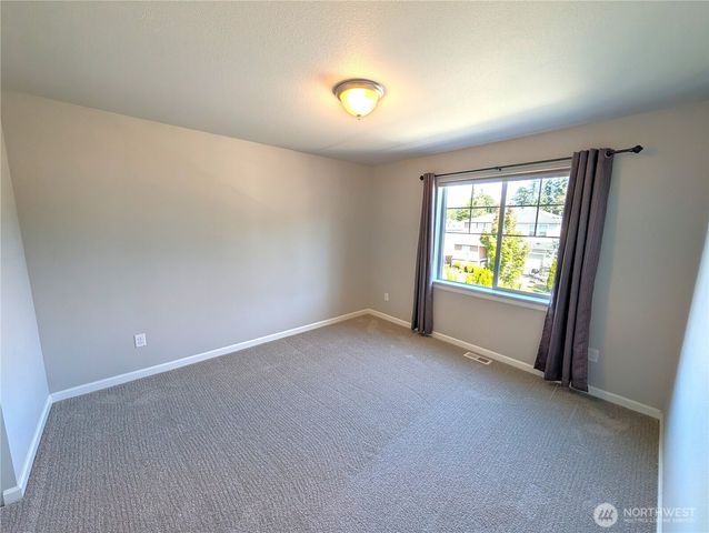 8406 57th Place NE, Marysville, WA 98270