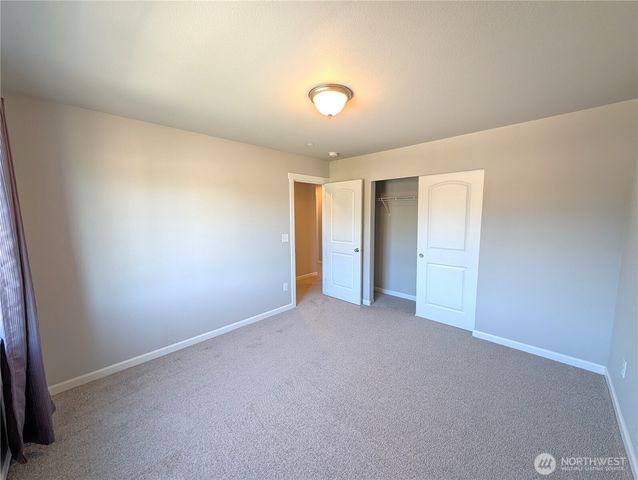 8406 57th Place NE, Marysville, WA 98270