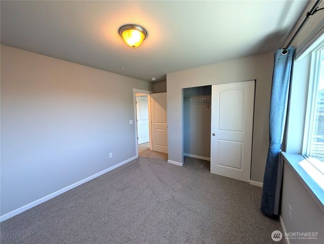 8406 57th Place NE, Marysville, WA 98270