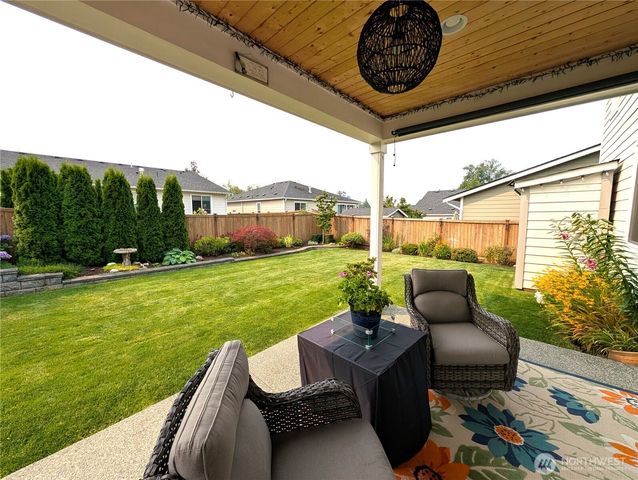 8406 57th Place NE, Marysville, WA 98270
