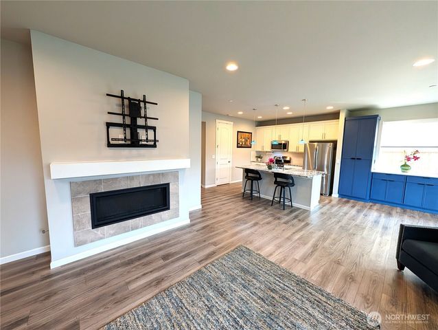 8406 57th Place NE, Marysville, WA 98270