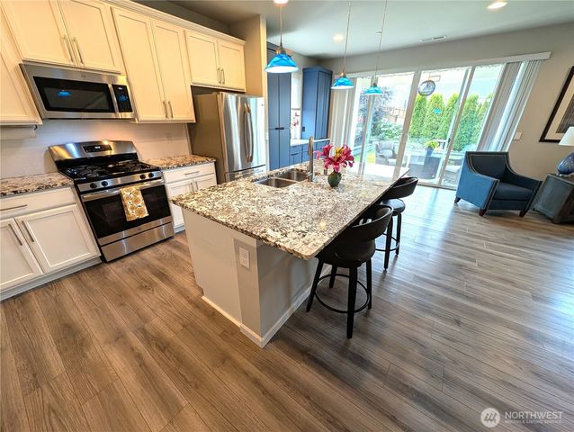 8406 57th Place NE, Marysville, WA 98270