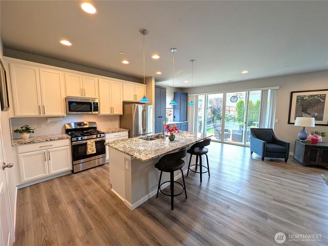 8406 57th Place NE, Marysville, WA 98270