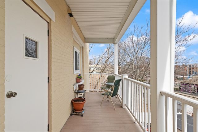 515 Pleasant St 3-1, Melrose, MA 02176