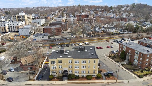 515 Pleasant St 3-1, Melrose, MA 02176