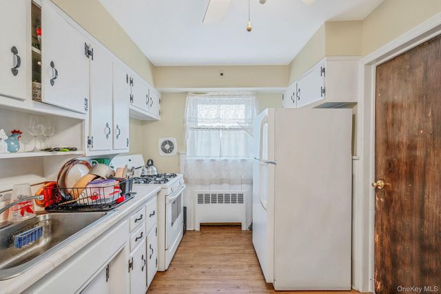 34 Meyer Avenue, Valley Stream, NY 11580