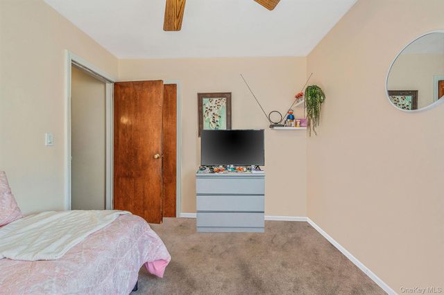 34 Meyer Avenue, Valley Stream, NY 11580