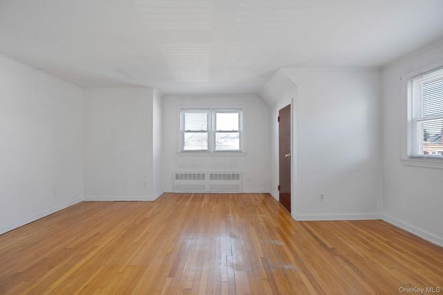 34 Meyer Avenue, Valley Stream, NY 11580