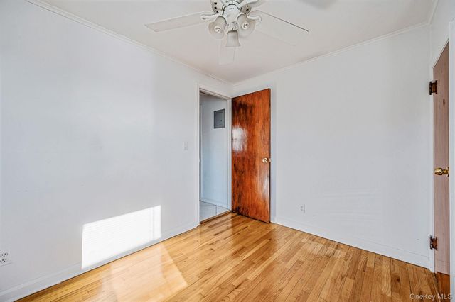 34 Meyer Avenue, Valley Stream, NY 11580