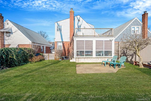 34 Meyer Avenue, Valley Stream, NY 11580