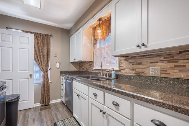 451 Lawnview Avenue, Springfield, OH 45505