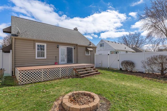 451 Lawnview Avenue, Springfield, OH 45505