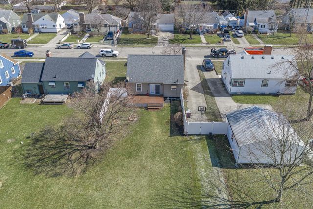 451 Lawnview Avenue, Springfield, OH 45505