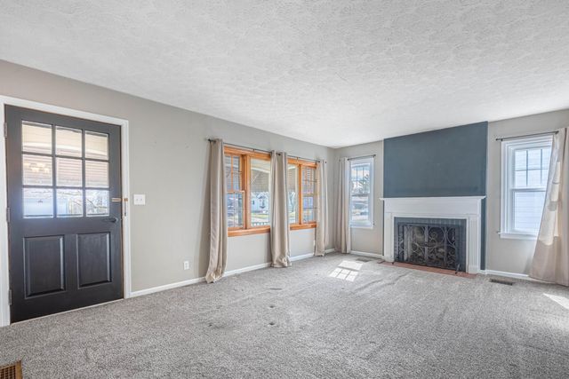 451 Lawnview Avenue, Springfield, OH 45505