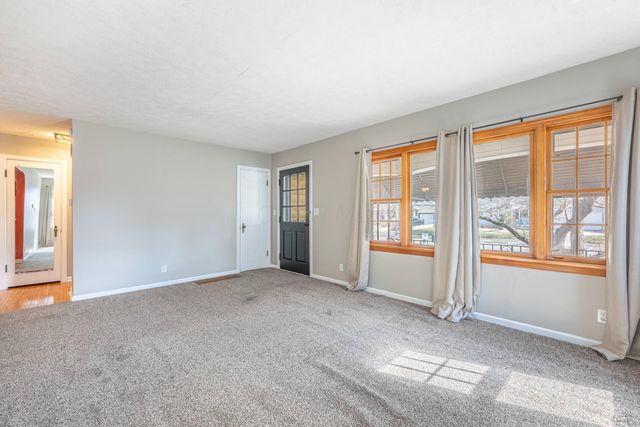 451 Lawnview Avenue, Springfield, OH 45505