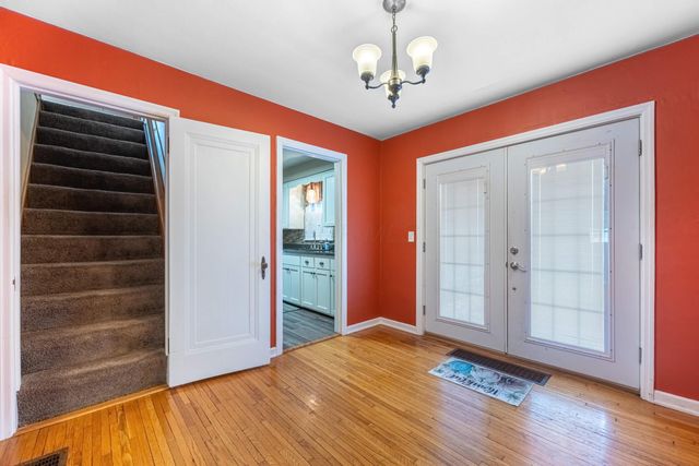 451 Lawnview Avenue, Springfield, OH 45505