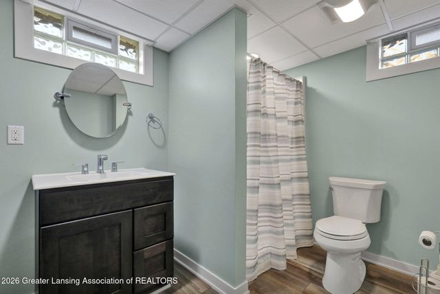7360 Delta River Drive, Lansing, MI 48906