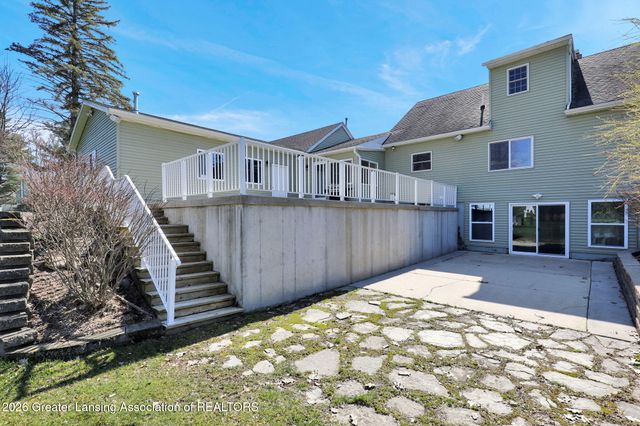 7360 Delta River Drive, Lansing, MI 48906
