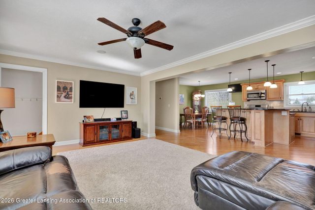 7360 Delta River Drive, Lansing, MI 48906