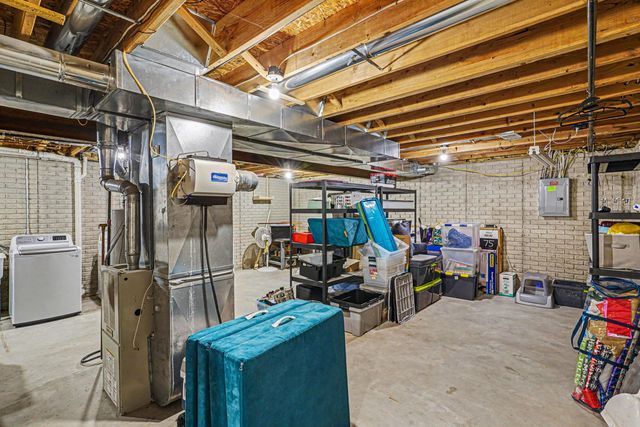 3843 Athens Avenue, Waterford, MI 48329
