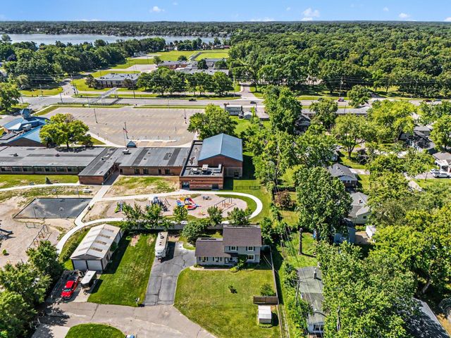 3843 Athens Avenue, Waterford, MI 48329