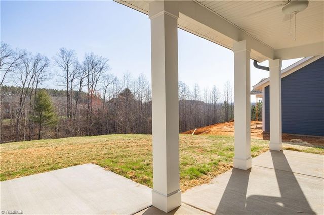 1675 Ashmead Lane, Clemmons, NC 27012
