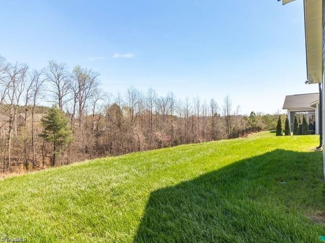 1675 Ashmead Lane, Clemmons, NC 27012